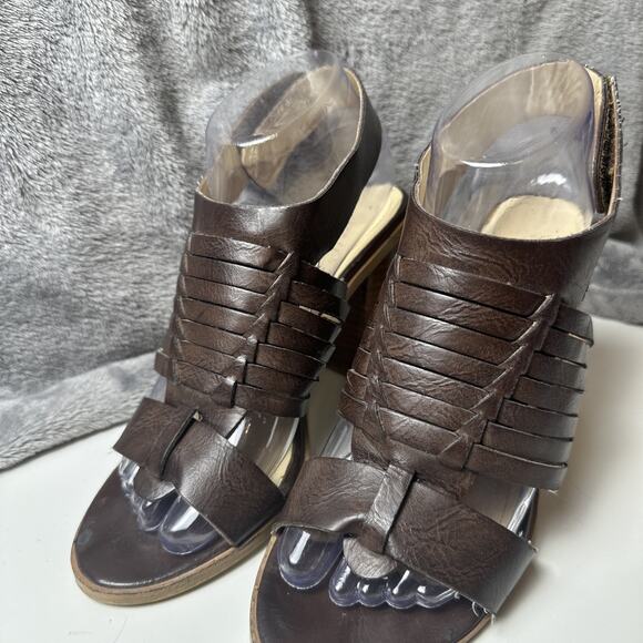Charles By Charles David Jesse Ankle Strap Sandal Brown Leather Boho Size 7.5 - Picture 5 of 16
